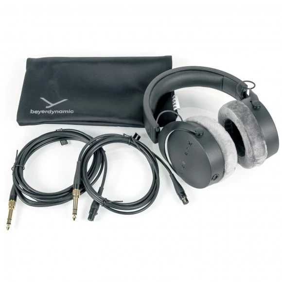 Навушники BEYERDYNAMIC DT 700 Pro X нові в наявності