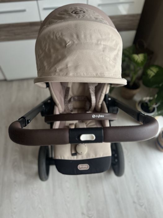 Cybex Balios S Lux 2024