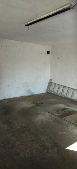 Garaż do wynajęcia z kanałem