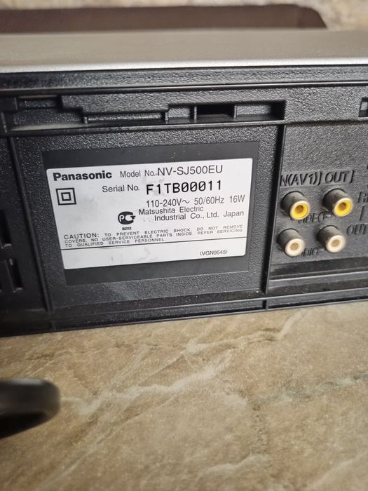 Видеомагнитофон Panasonic NV-SJ 500