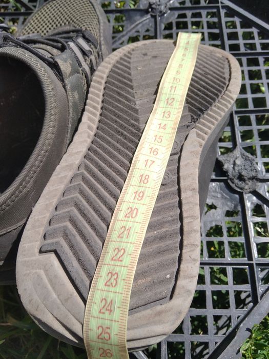 Кросівки  на фото б/у,гарний стан