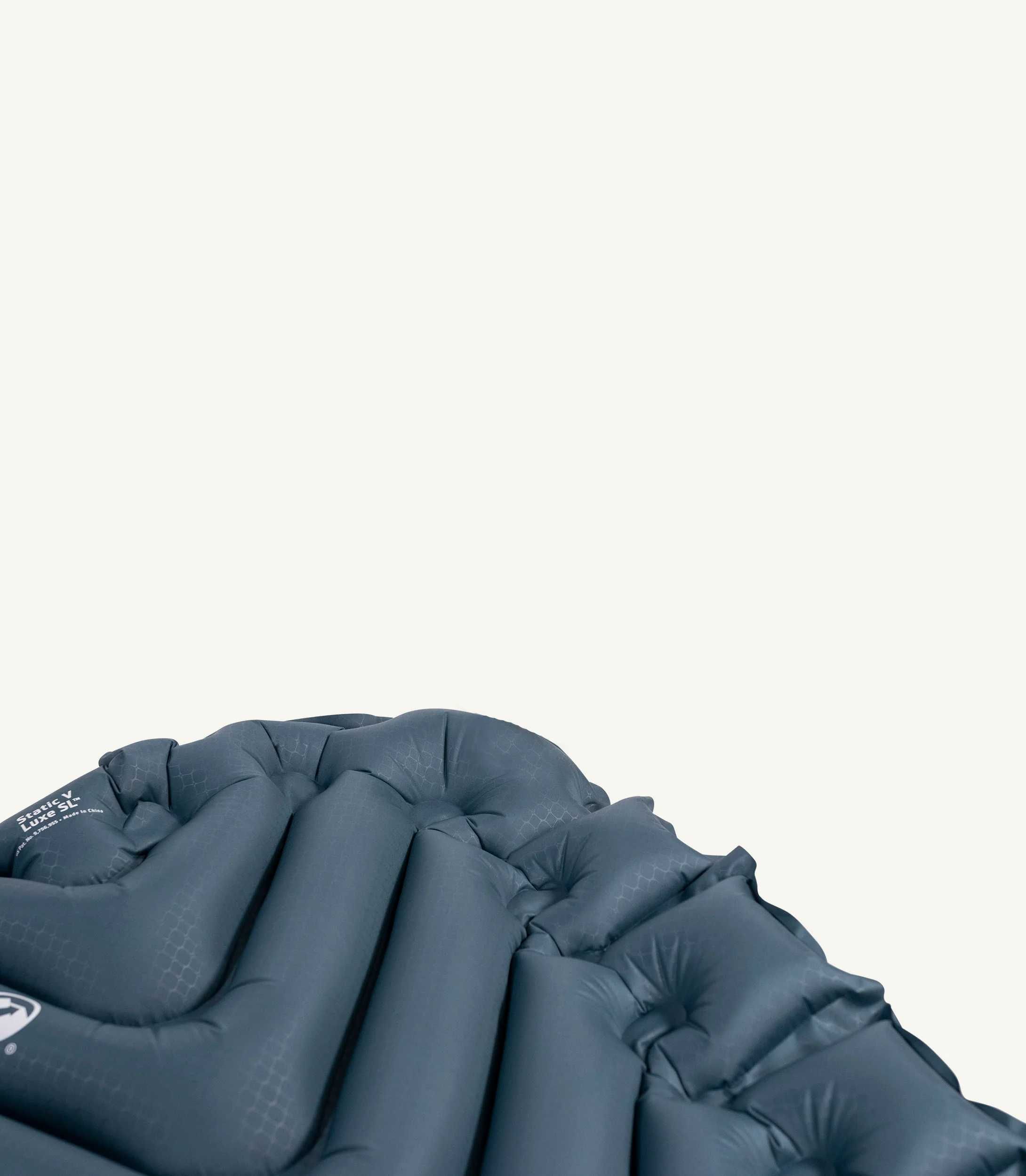 Комфортний килимок Klymit Static V Luxe SL (вага 590 грамів)
