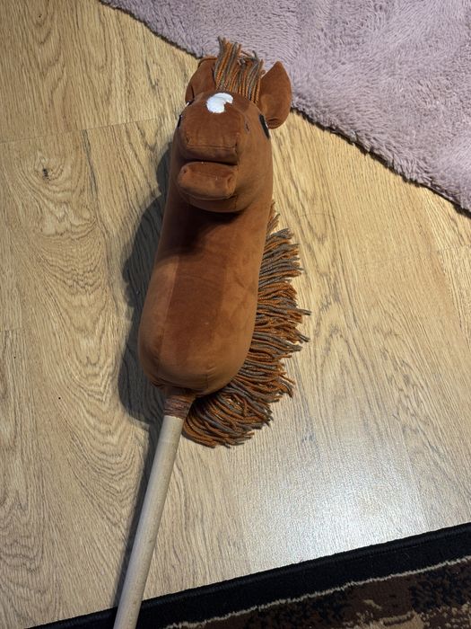 Hobby Horse Brazowy dobra kondycja