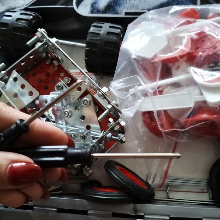 Іграшка дитяча Дитячий металевий конструктор