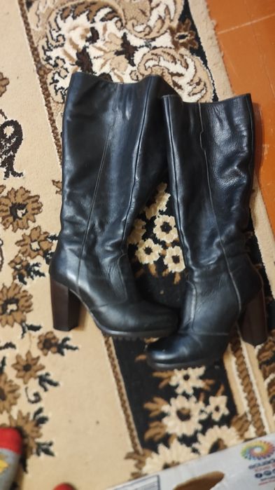 Різне взуття терміниво