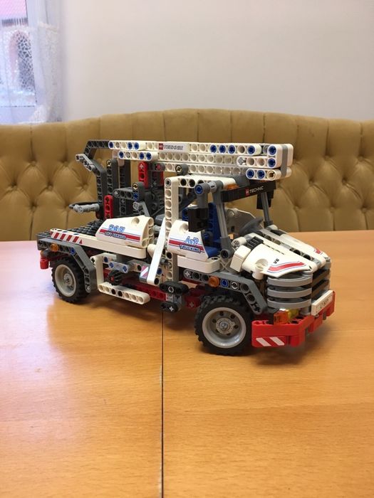 Lego Technic 8071 podnośnik