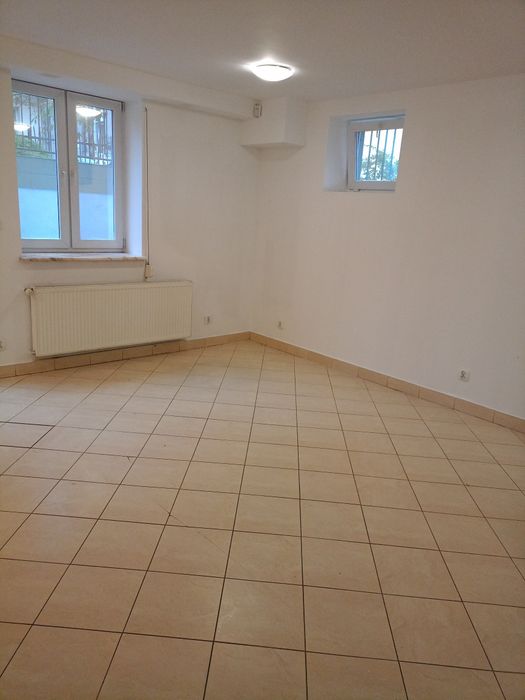 Lokal biurowo-usługowy 30m2 + garaż/magazyn/pracownia 30m2 - od zaraz