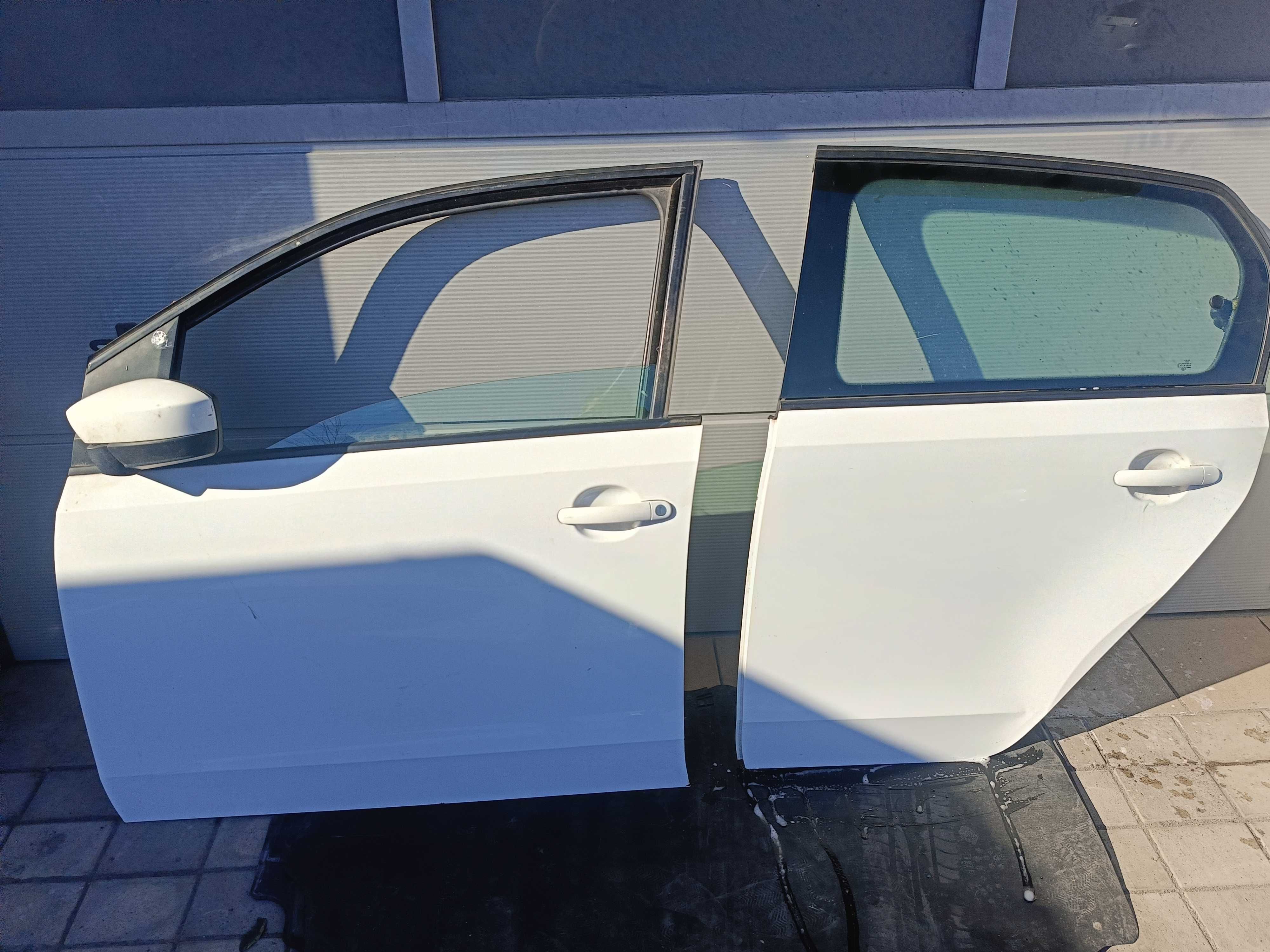 Drzwi Lewy Przód / Lewy Tył Volkswagen UP / Seat MII / Citigo / LB9A