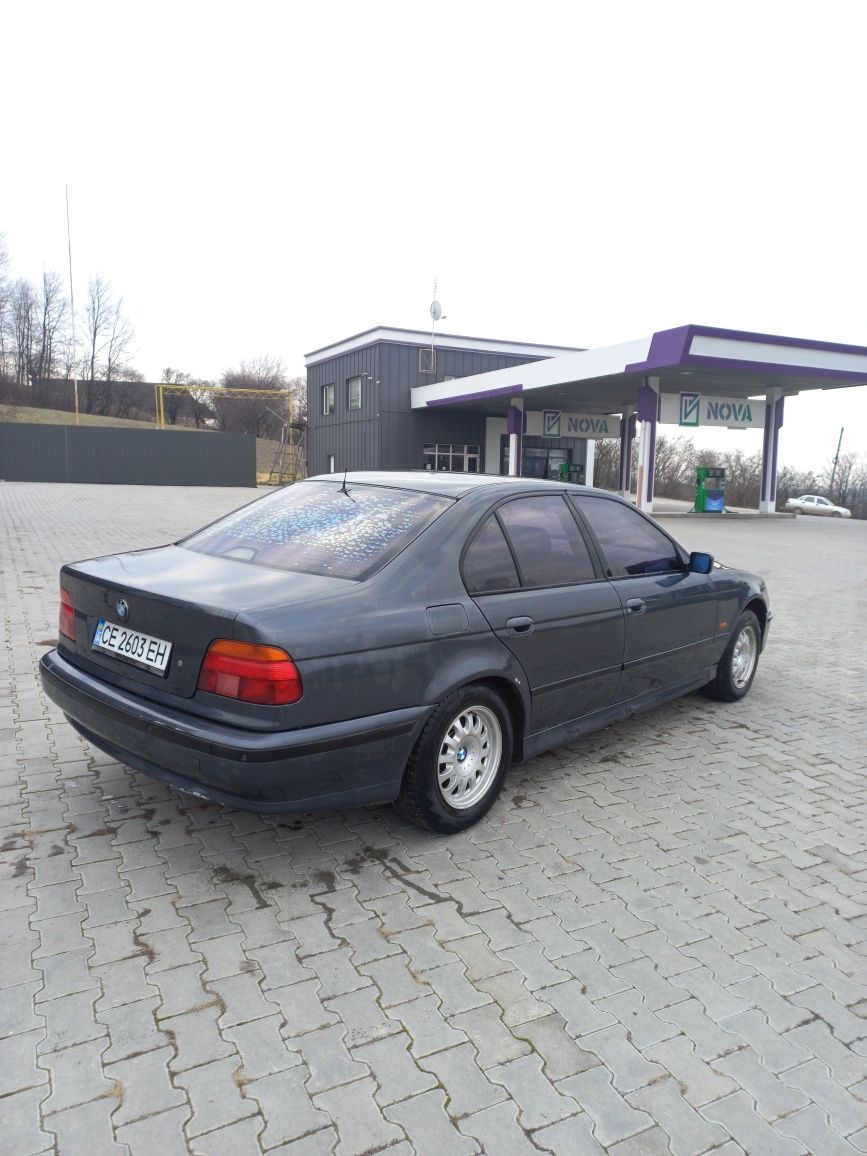 Продам BMW e39 2.5 бенз/газ