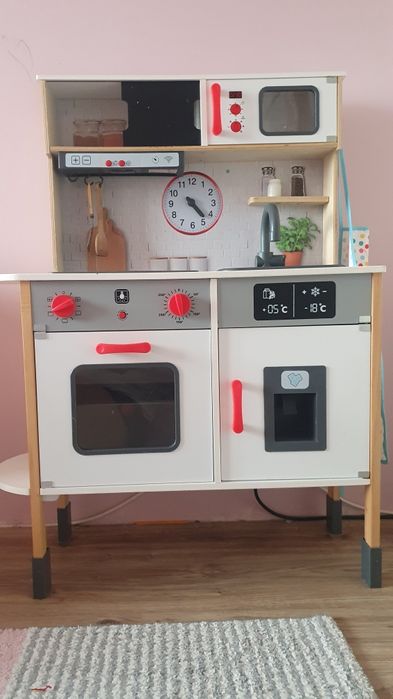 Drewniana kuchnia Lidl dla dzieci