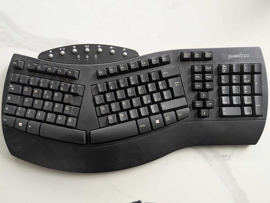 Perixx Periboard-612, bezprzewodowa ergo klawiatura QWERTY(Italian)