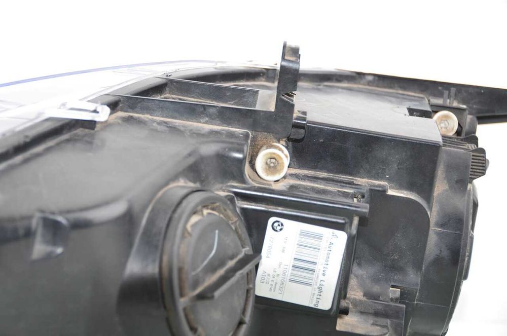 BMW X5 E70 BI XENON SKRĘTNY prawa lampa przednia