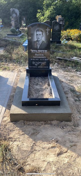 Памʼятники дешево Бюджетні варіанти