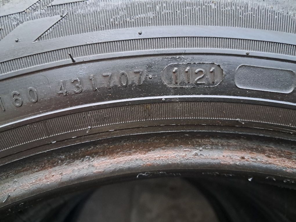 Шини літні Nokian r17 235/55
