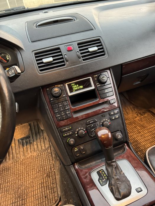 Магнитолы вольво хс90