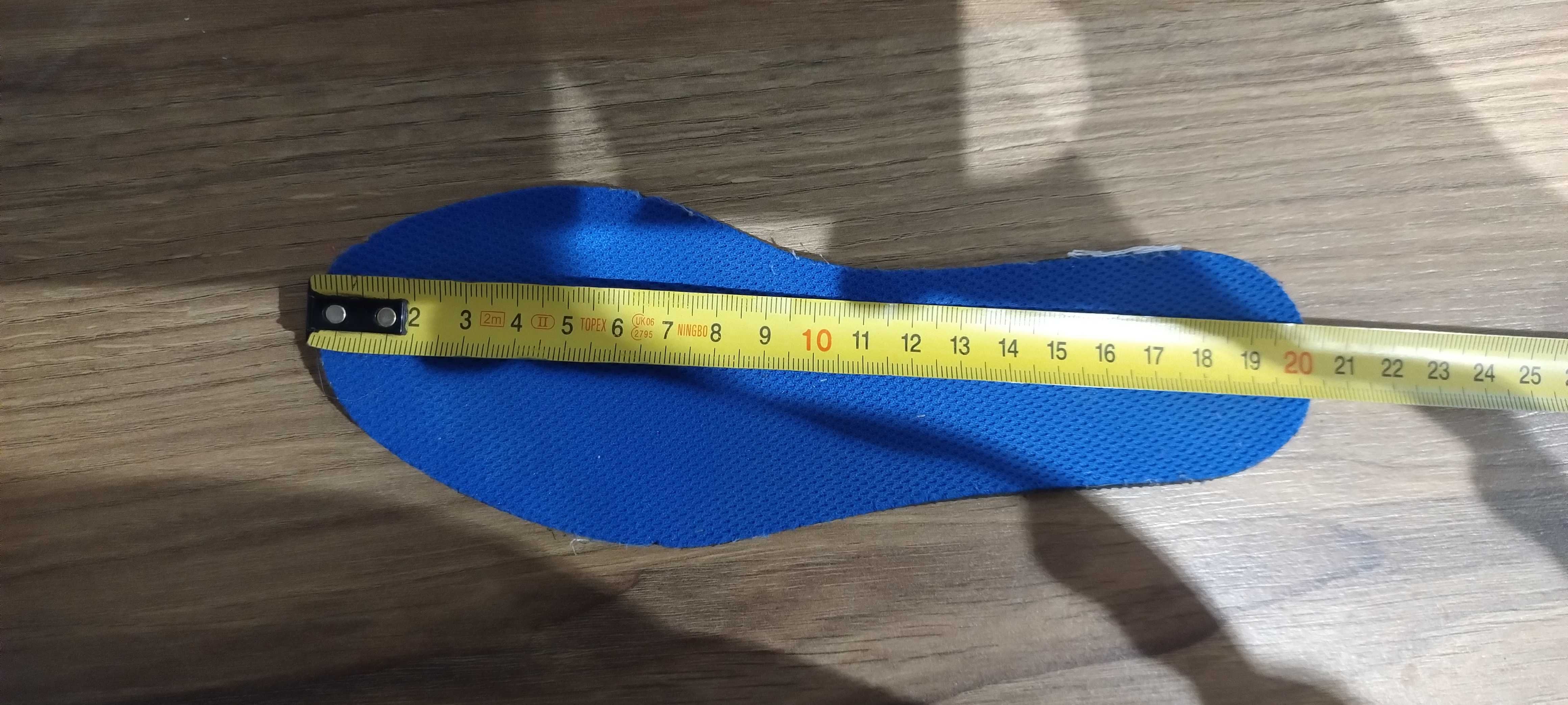 Buty do piłki nożnej rozmiar 31