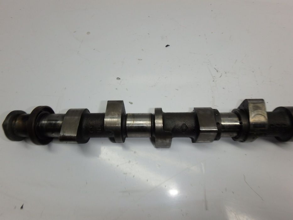 Распредвал Renault Trafic 1.9 dci Vivaro 1.9 Виваро 1.9 Трафик 1.9 дці