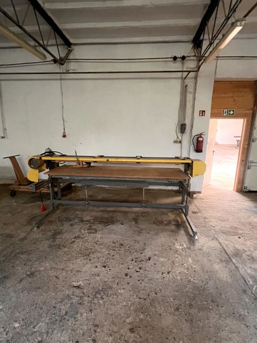 Szlifierka długotaśmowa