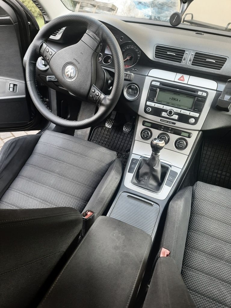 VW Passat B6 1,9 105KM Sportline prywatnie