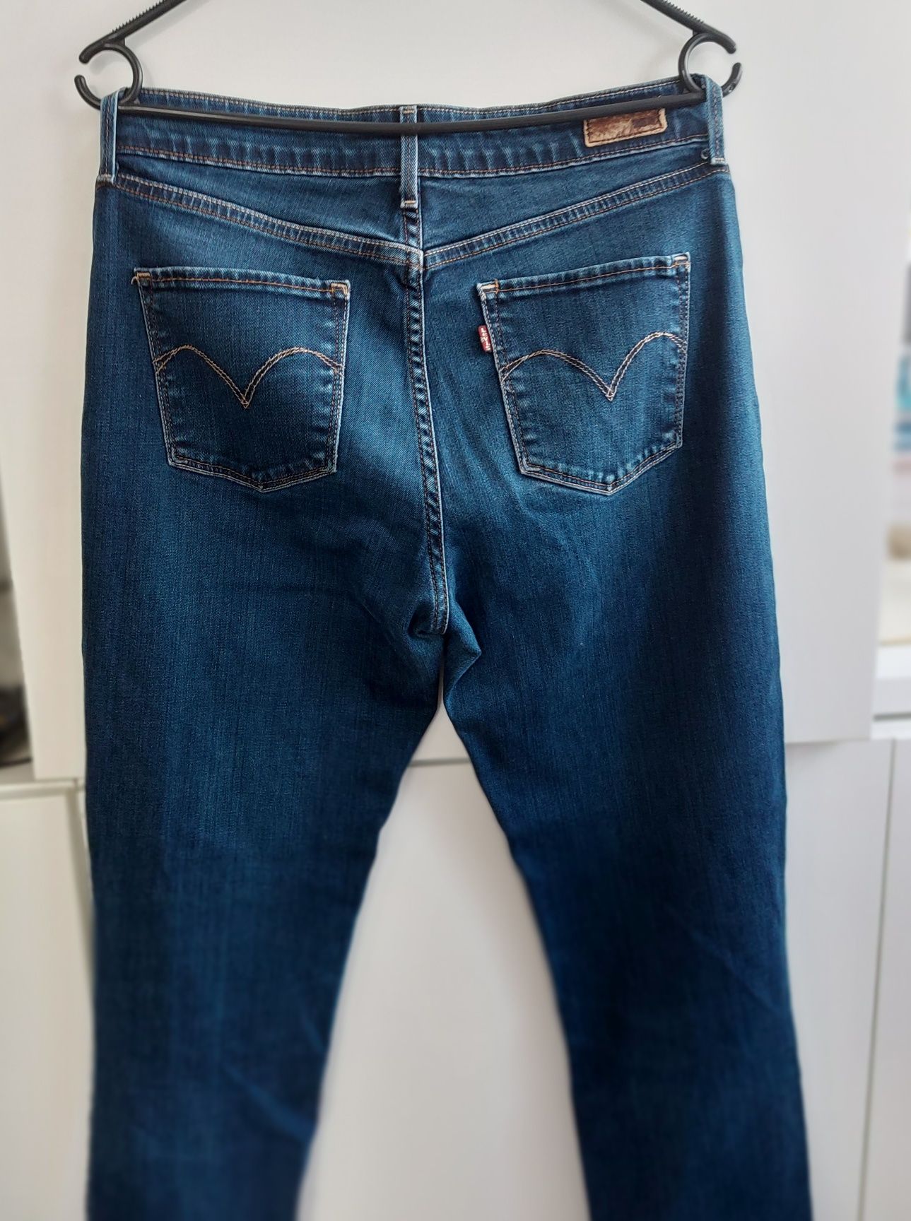 Levis rozm 30 M L  spodnie jeansy jeansowe okazja