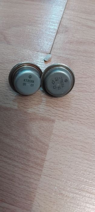 Транзистор КТ808А,Кт805Б.