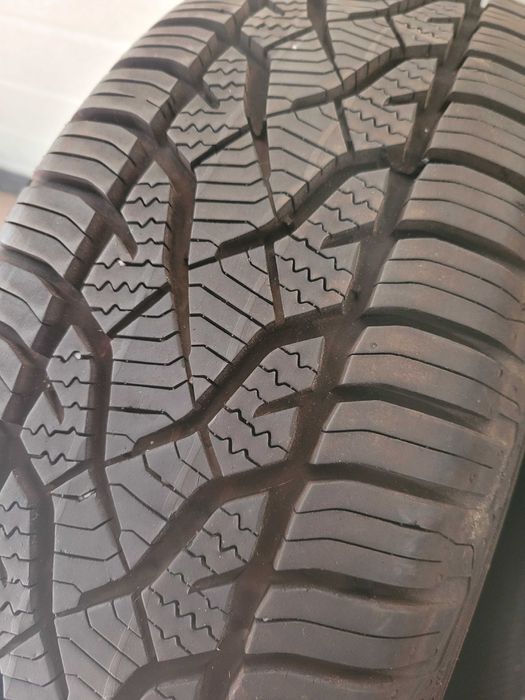 Opony całoroczne wielosezonowe Barum 185/65/15T (24)