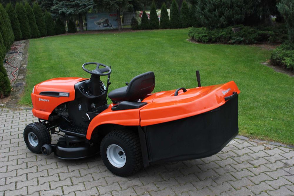 Husqvarna CT 131 ct131 Traktorek Kosiarka