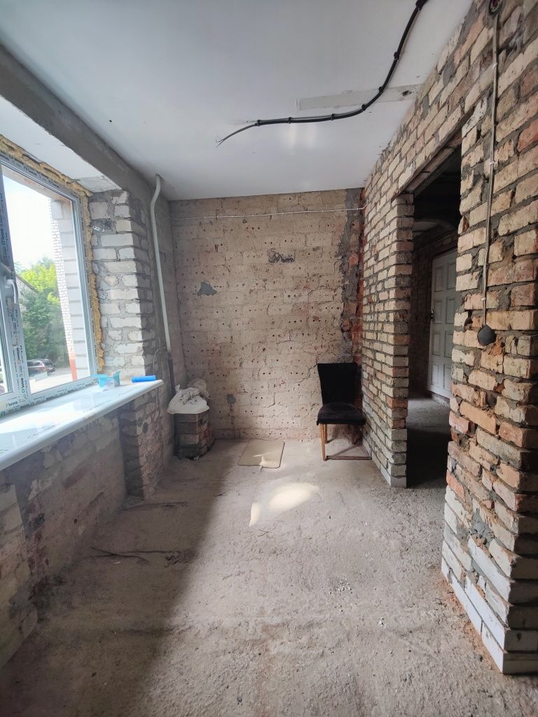 Продаж 2 кімнатної квартири в центрі