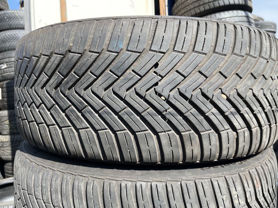 225/40/R18 Continental AllSeason Склад шин вул.Дружківська12
