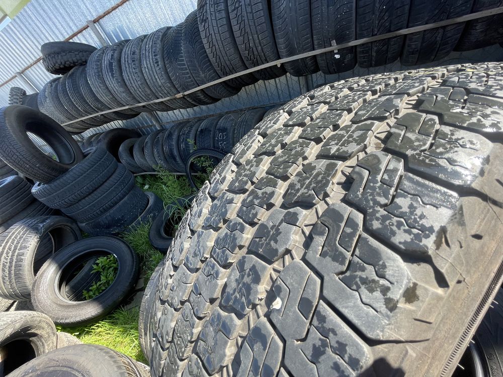 Продам хорошу резину 265/60 r18