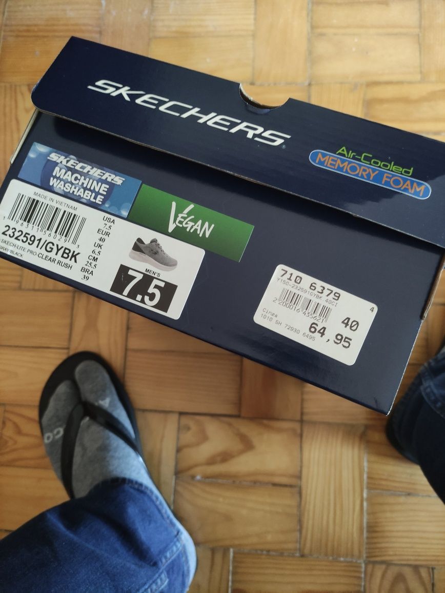 Sapatilhas Novas  Skechers
