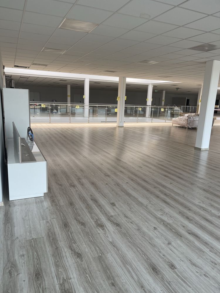 Wynajmę lokal 1430 m2 centrum handlowe JARTON Wiązowna