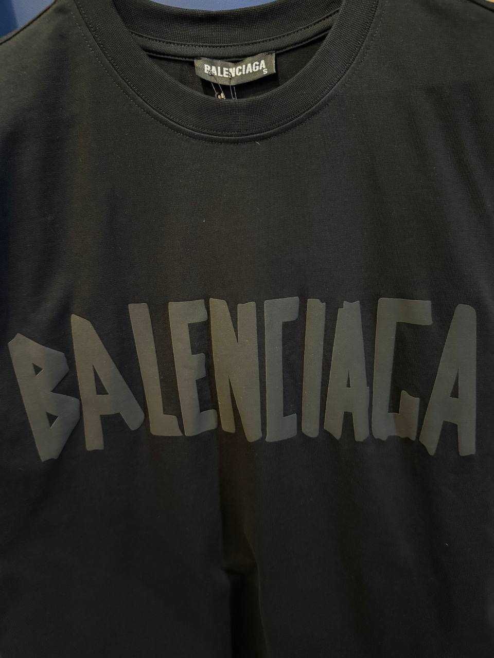Nowe Koszulka Balenciaga
