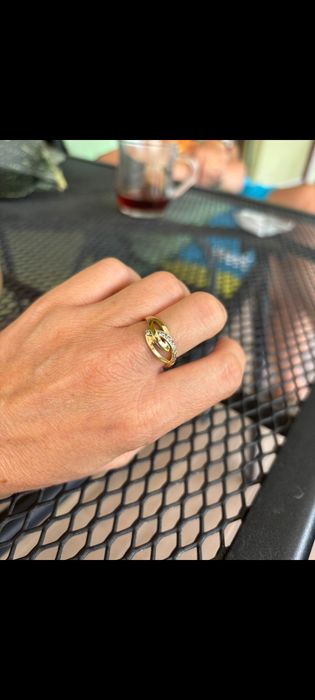 Złoty pierścionek damski 585