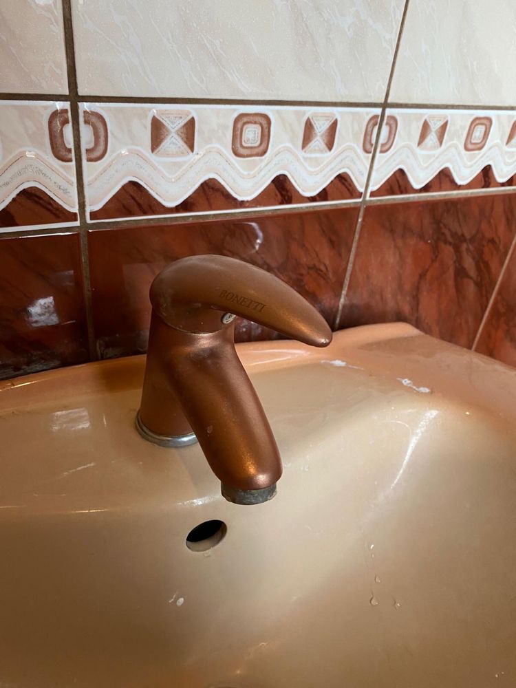 Komplet umywalka, WC, kran