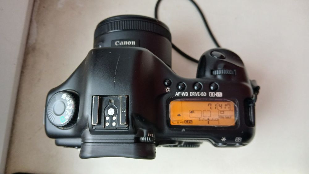 Canon 5d повнокадровий фотоапарат