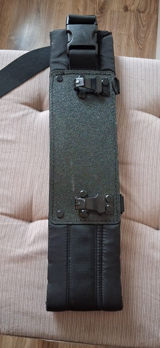 Pas biodrowy do sterowników