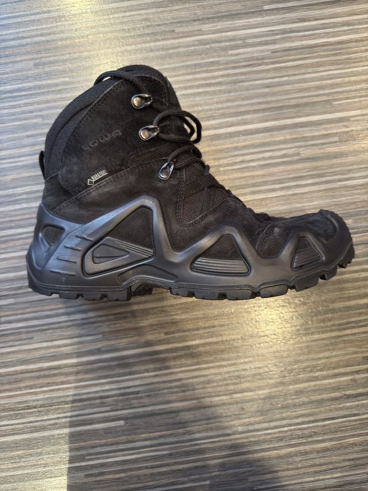 Lowa Zephyr GTX