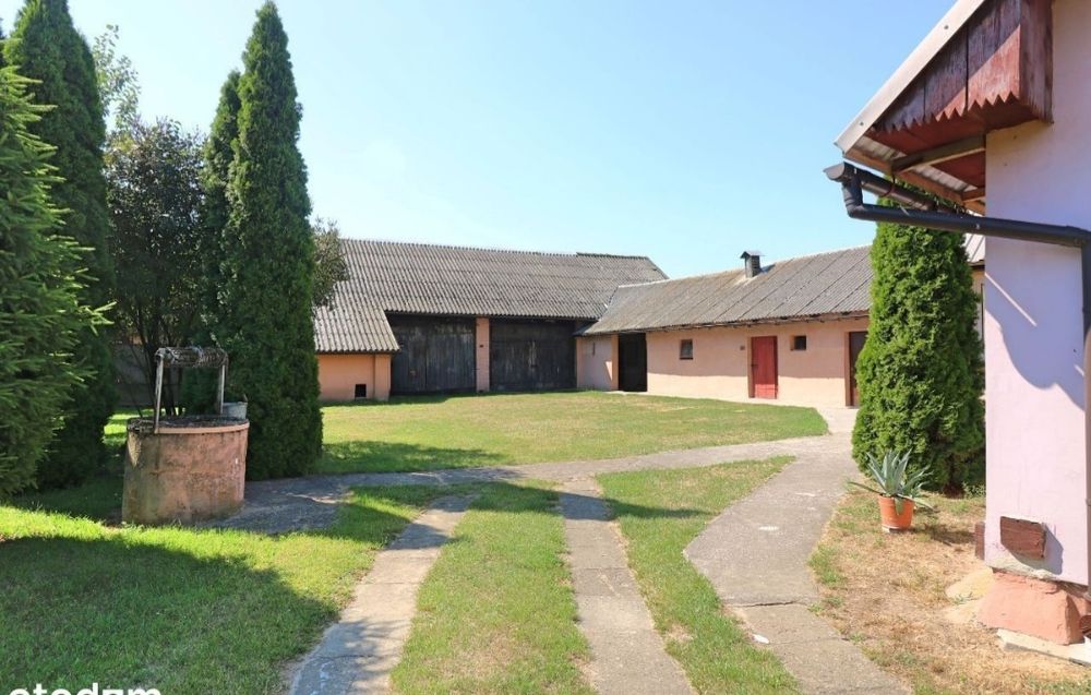Dom na sprzedaż drugi w trakcie rozbudowy