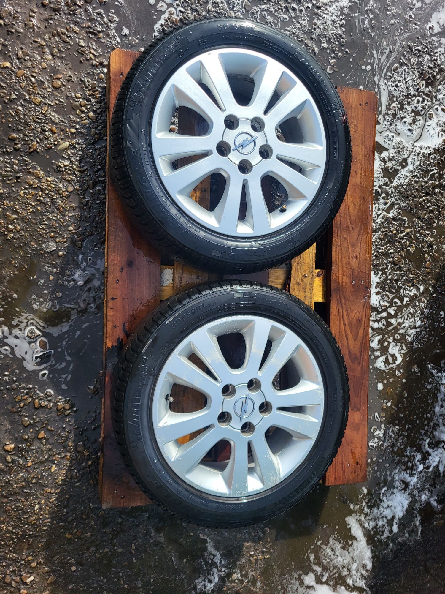 Шини з дисками комплект Opel 195/55r16