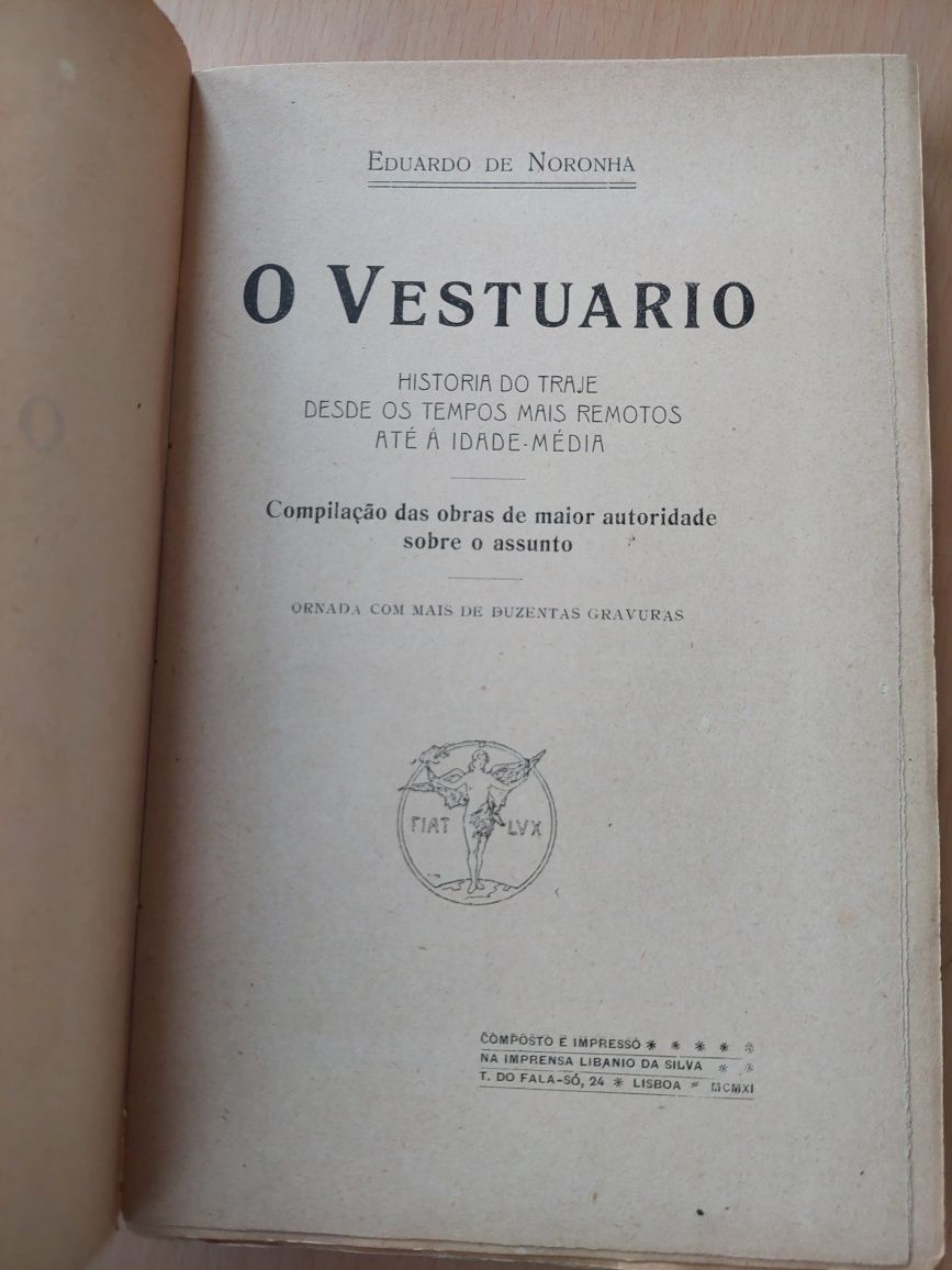 Livro o vestuário Eduardo de Noronha