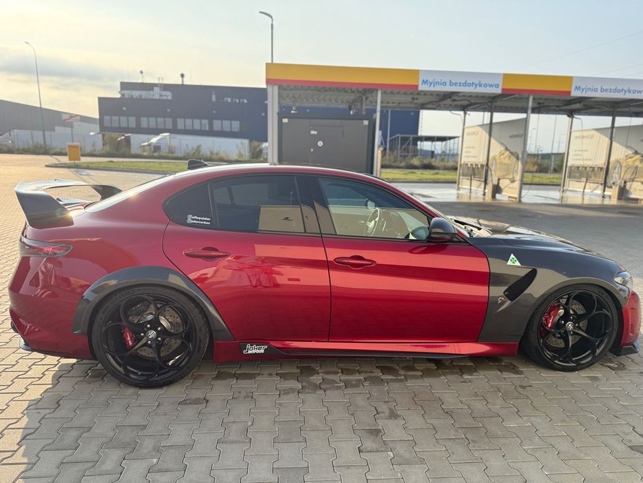 Alfa Romeo giulia quadrifoglio