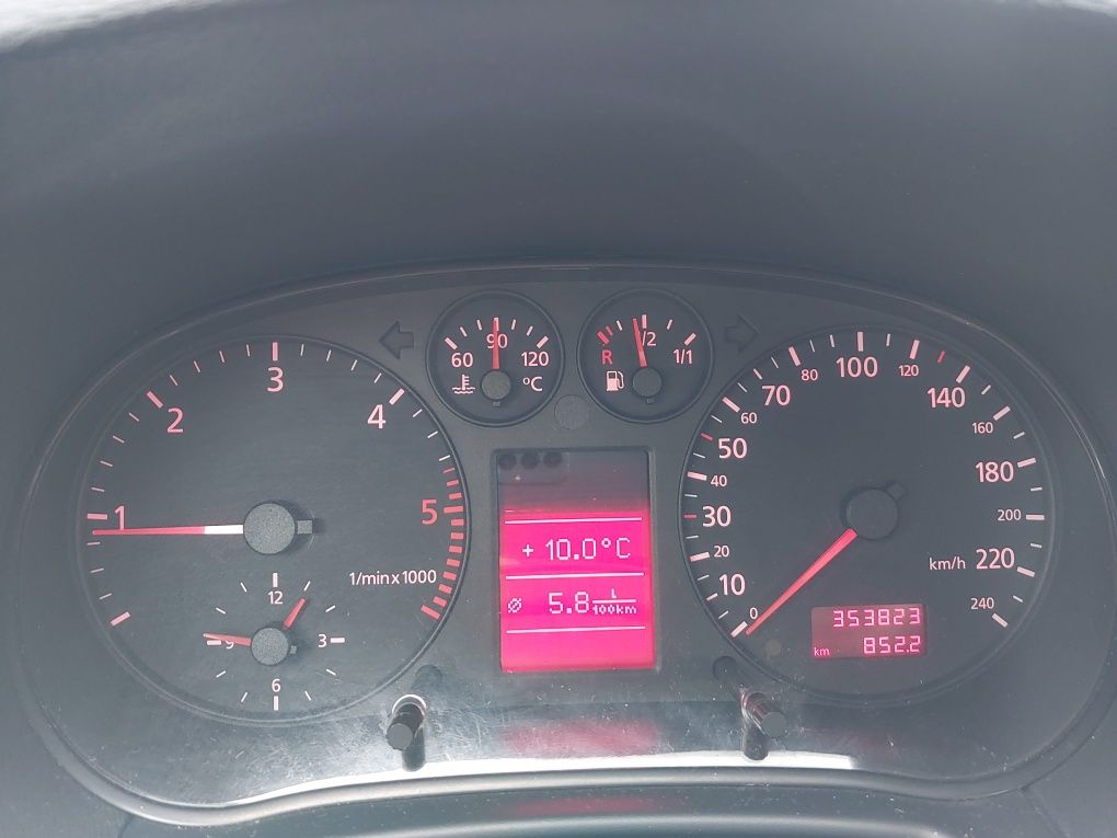 Audi a 3, 8 l, 1.9 tdi