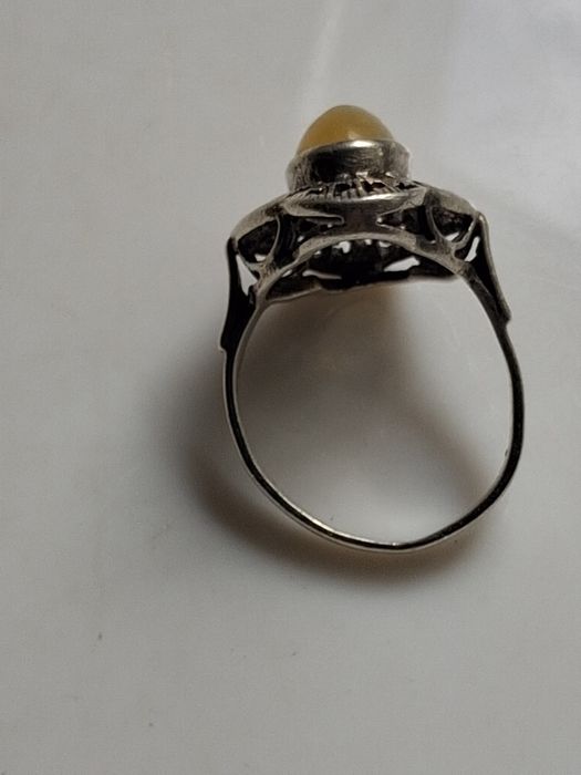 Warmet pierścionek z agatem.