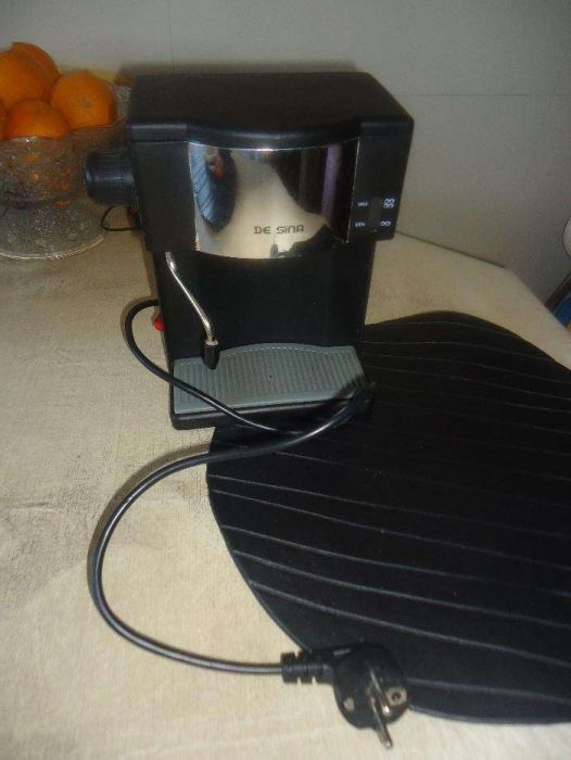 Vende-se máquina de café