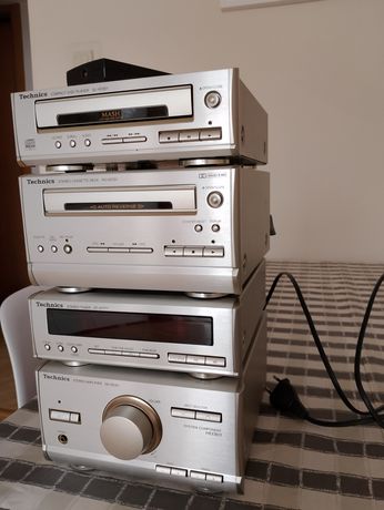 Mini wieża Technics z kolumnami