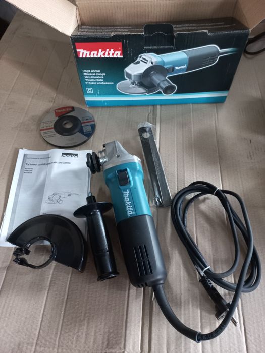 Кутова шліфмашина Makita9558HNG