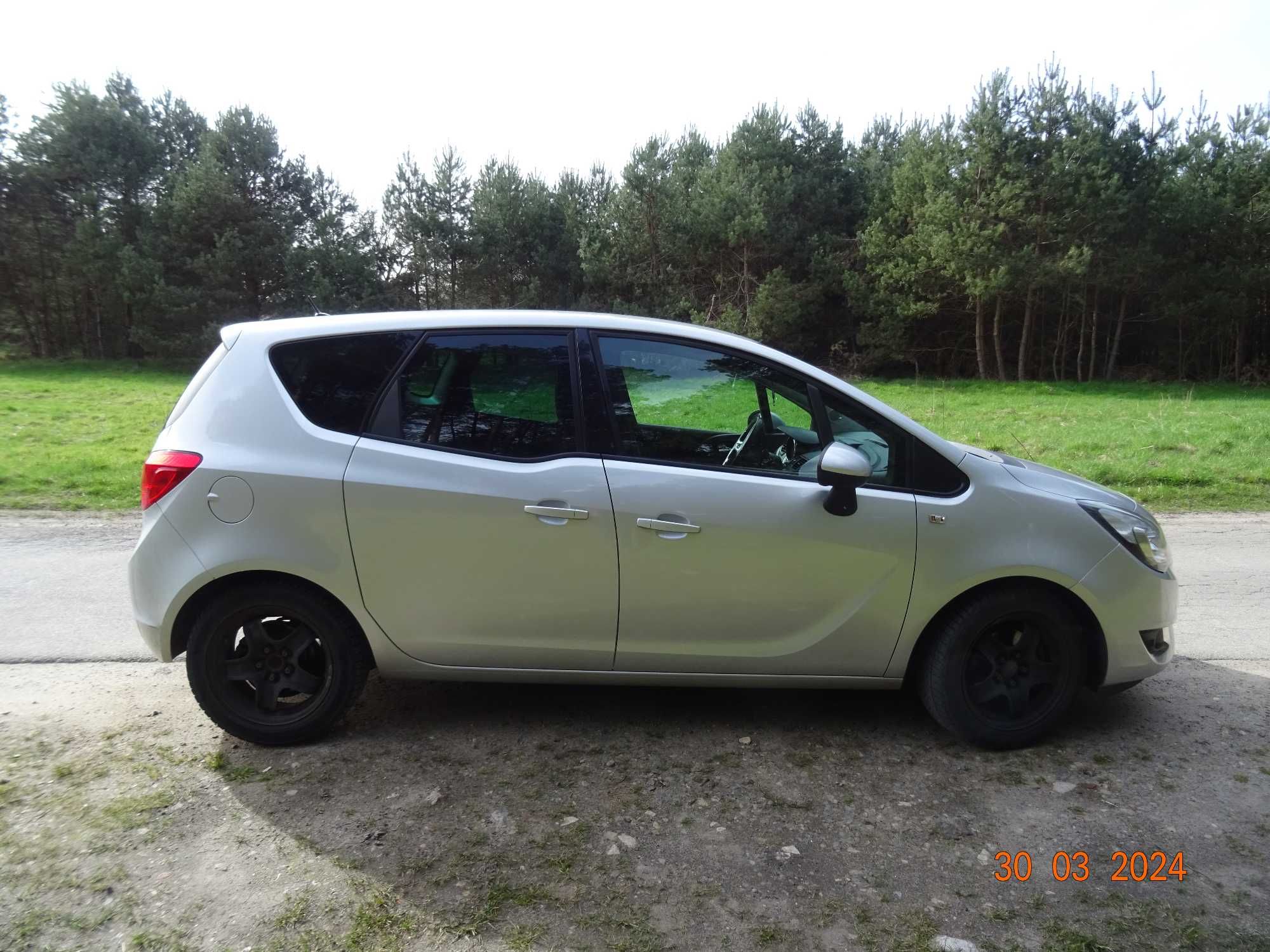 sprzedam opel meriva b 2015