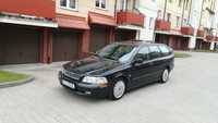 Sprzedam Volvo V40 1.9 diesel dobry motor auto z hakiem .