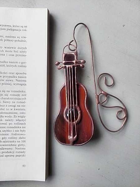zakładka do książki Gitara klasyczna , witraż